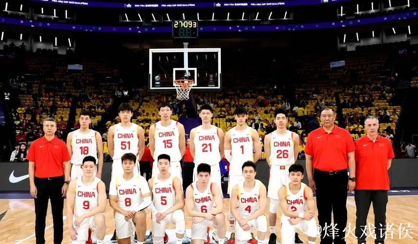 中国男篮集训名单：周琦回归 赵继伟赵睿在列