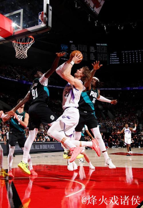 杨瀚森4分阿夫迪亚33+8+9 开拓者大胜爵士 杨瀚森4分阿夫迪亚33+8+9 开拓者大胜爵士